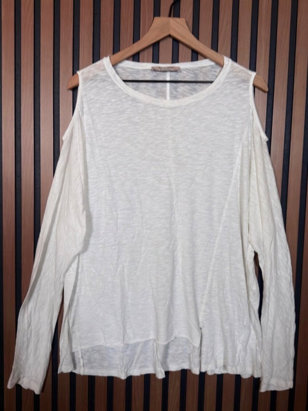 AllSaints Shirt Large Womens White Long Sleeve Cold Shoulder Hi-Lo Cut Off Hem